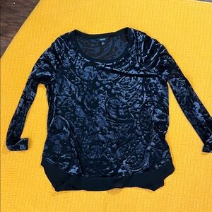 Simply Vera Vera Wang black Velvet / sheer Long Sleeve Top